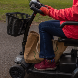 Is It Time For a Mobility Scooter? 7 Signs You Shouldn’t Ignore